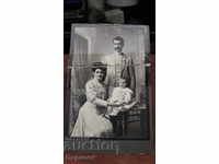 Royal Old Photo Hard Cardboard Family Photography
