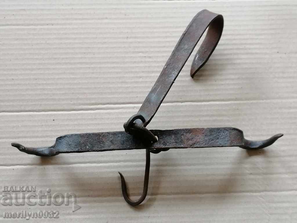 Delivery of An old forged scraping hook, double twin Delivery of An old forged scraping hook, double twin