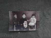 1919 Radomir - copii