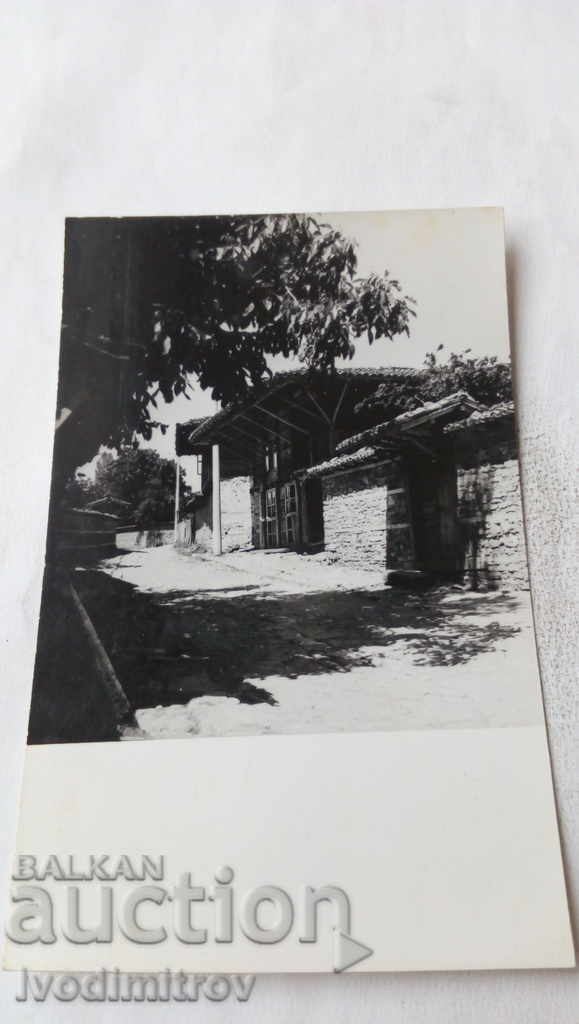 Пощенска картичка Жеравна Улица с килийното училище 1969