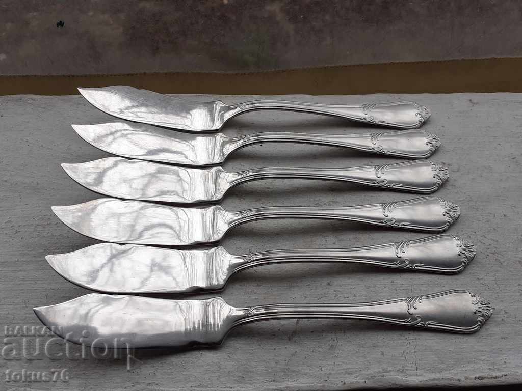 Set of luxury branded silver-plated knives Guy Degrenne