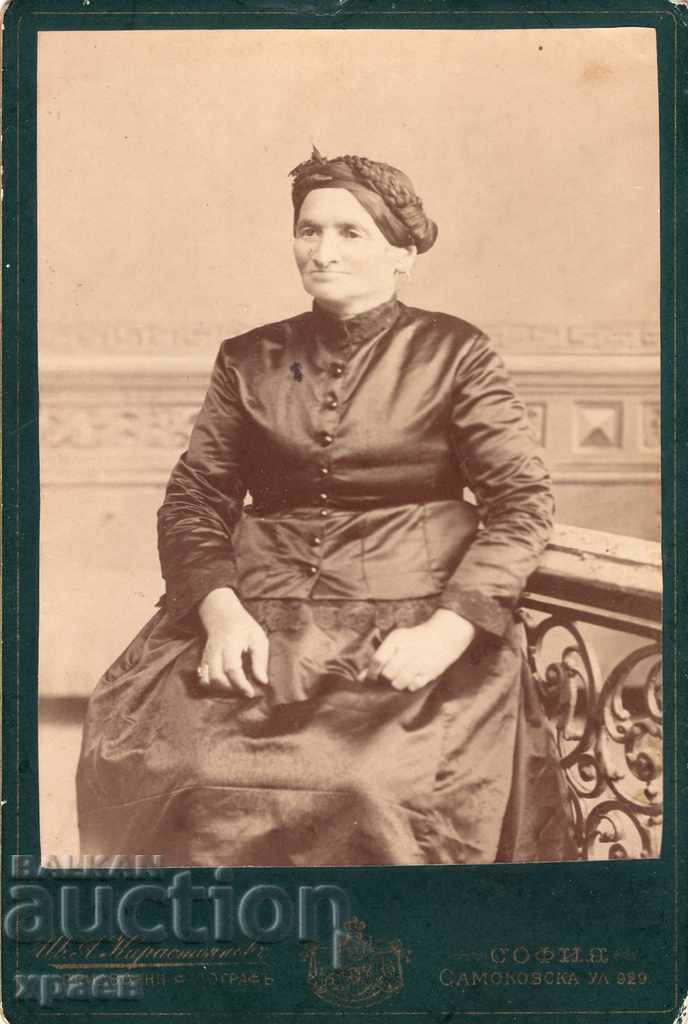 СТАРА ФОТОГРАФИЯ - КАРТОН - ИВ.КАРАСТОЯНОВ – СОФИЯ - 2704