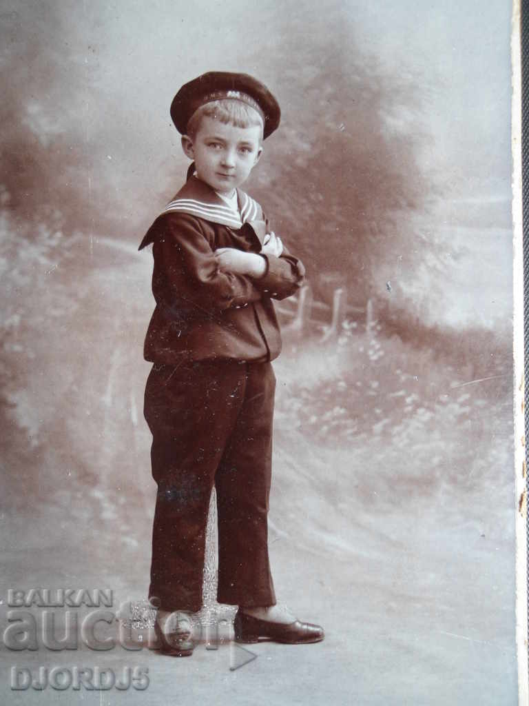 Old photograph, cardboard, 1905 with price 5.00 BGN | € 2.56 Old photograph, cardboard, 1905 with price 5.00 BGN | € 2.56