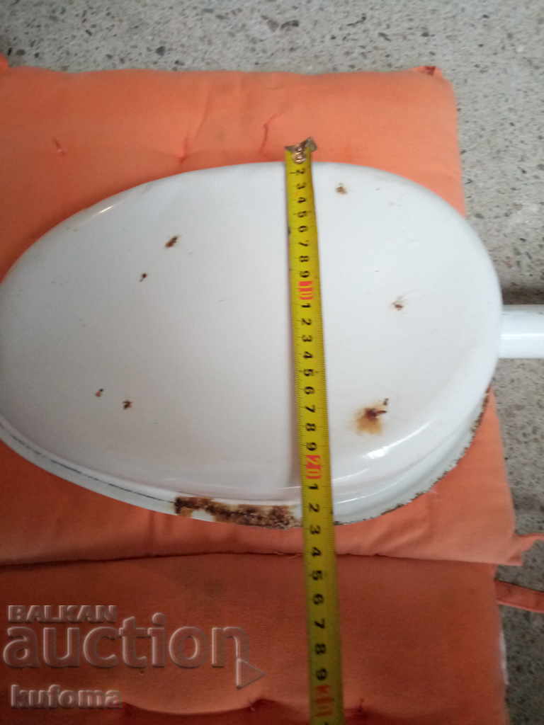 Auction Old enamel base Auction Old enamel base