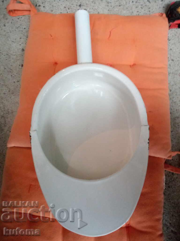 Tavă emailată veche