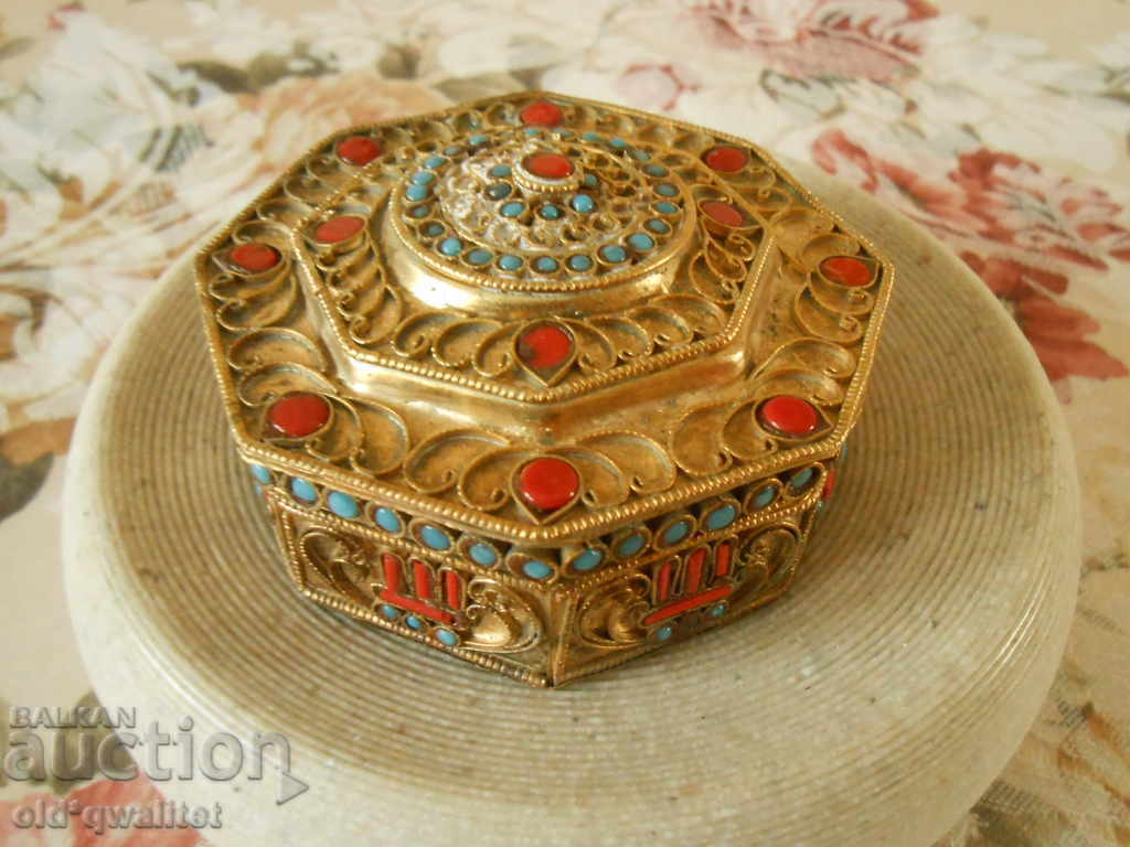 Decorative box for jewelry and small items, gilding - 5 Decorative box for jewelry and small items, gilding - 5