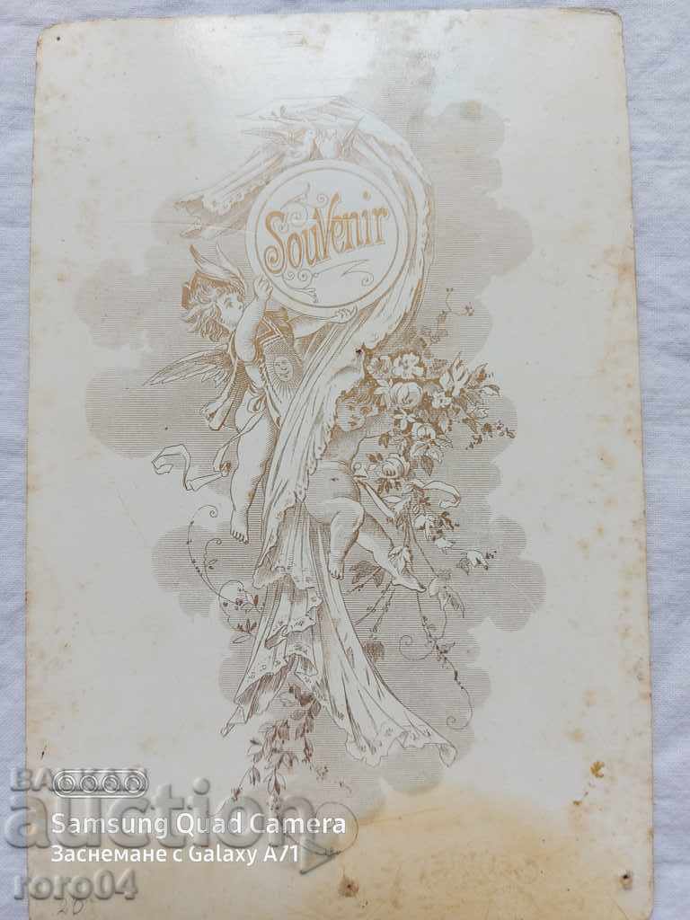 WOMEN IN NOSE - 6 WOMEN IN NOSE - 6