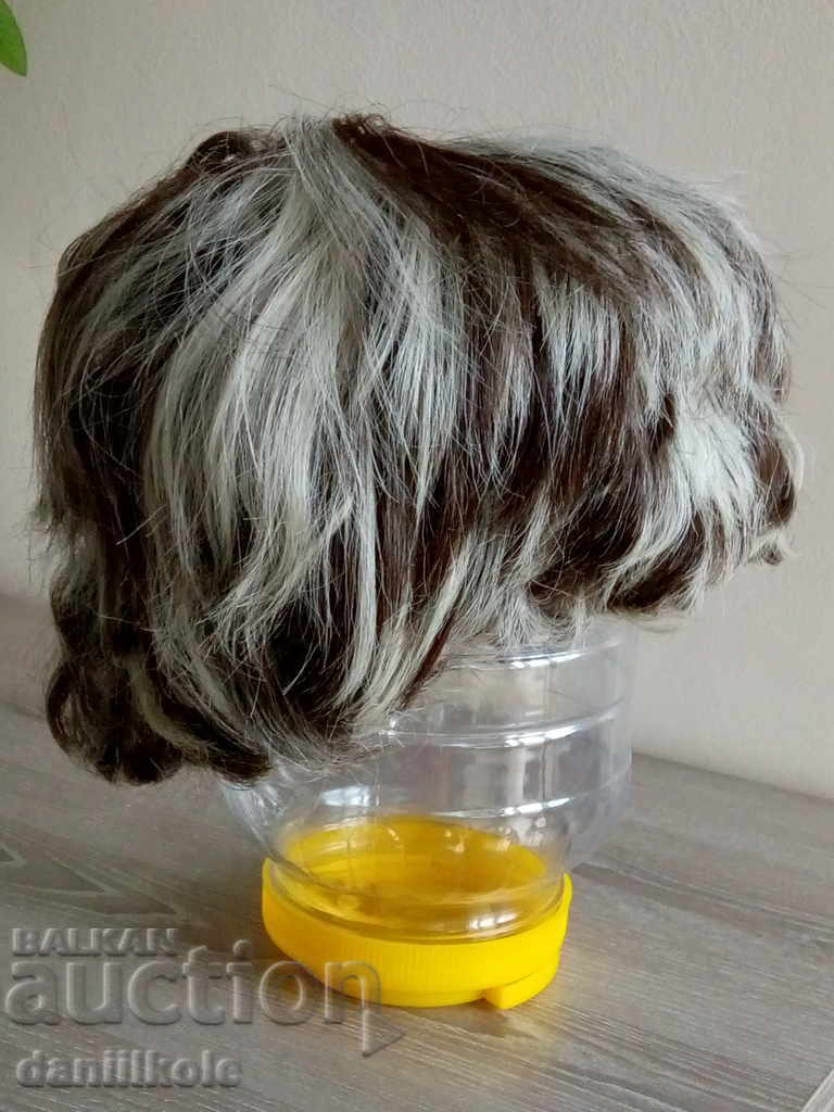 Аукцион *$*Y*$* КЪСА ПЕРУКА 100 % DYNEL - MADE IN HONG KONG *$*Y*$* Аукцион *$*Y*$* КЪСА ПЕРУКА 100 % DYNEL - MADE IN HONG KONG *$*Y*$*