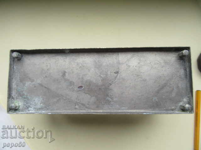 Auction METAL LABORATORY STAND FOR 30 TEST TUBES FROM THE USSR Auction METAL LABORATORY STAND FOR 30 TEST TUBES FROM THE USSR