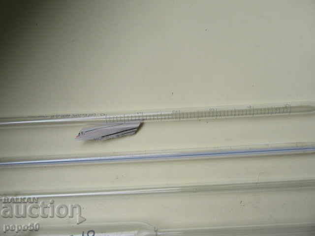 Auction 5 LABORATORY PIPETTES FROM SOCA - 25ml, 10ml and 3x5ml./2 / Auction 5 LABORATORY PIPETTES FROM SOCA - 25ml, 10ml and 3x5ml./2 /