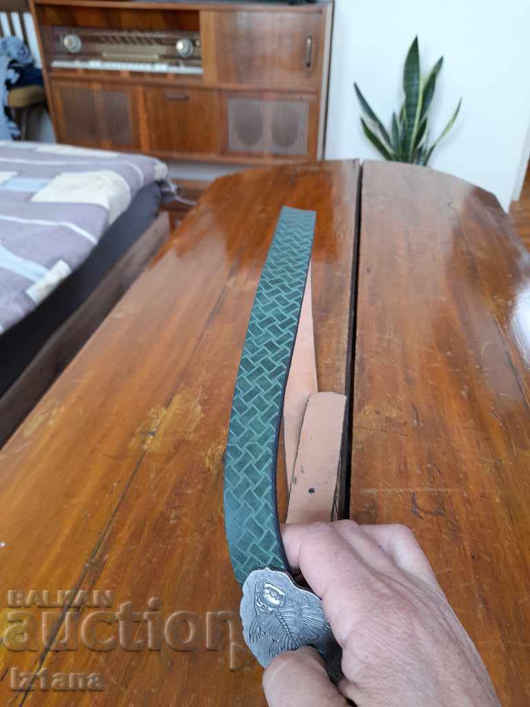 Auction  A leather belt