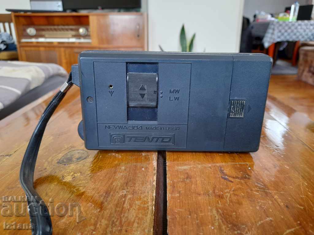 Delivery of Old radio, radio Neywa 304, Tento