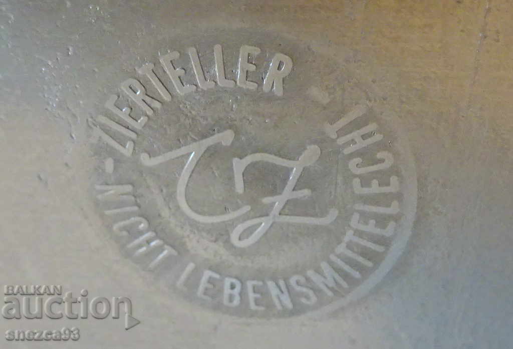 Delivery of Tin panel with a picture Grape Harvest, Wine. Delivery of Tin panel with a picture Grape Harvest, Wine.