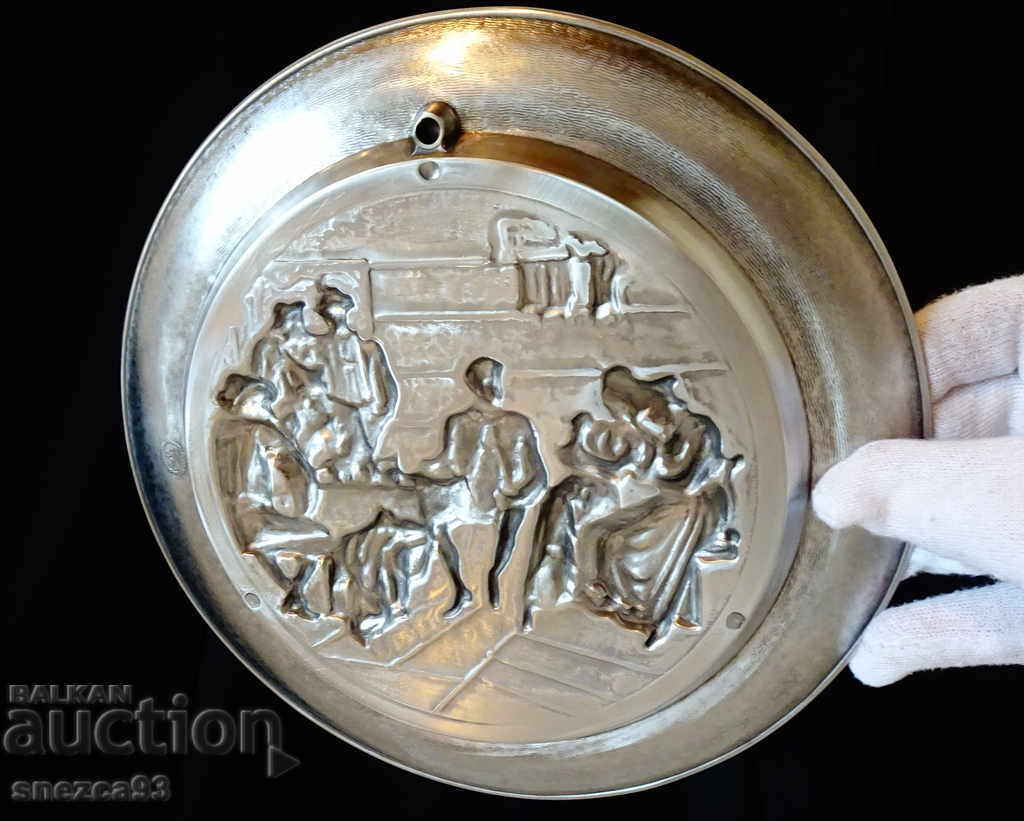 Delivery of Embossed painting, tin panel. Delivery of Embossed painting, tin panel.