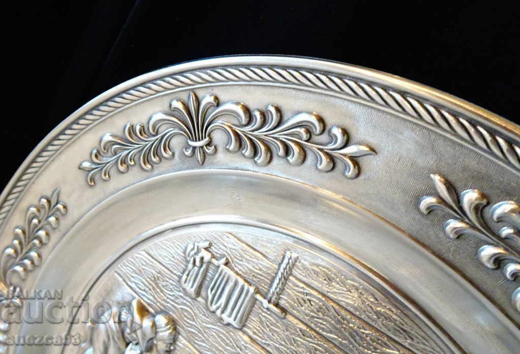 Farfurie de staniu cu imagine în relief Nuntă, Logodnă, 26 cm - 5 Farfurie de staniu cu imagine în relief Nuntă, Logodnă, 26 cm - 5