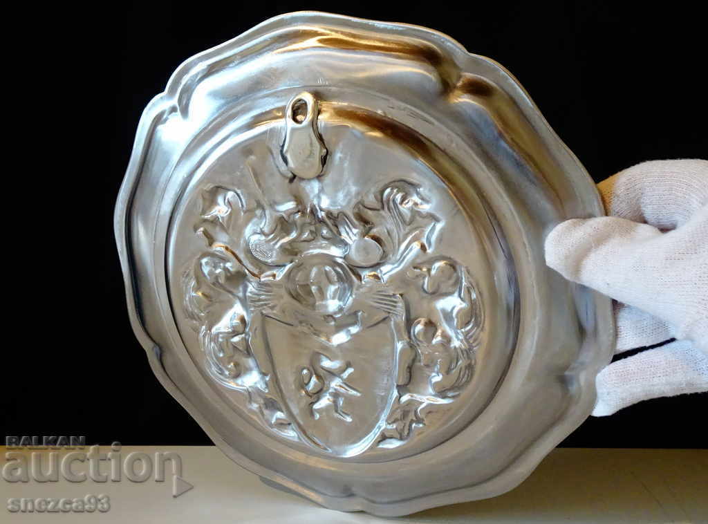 Auction Old tin panel, for family, wedding, anniversary. Auction Old tin panel, for family, wedding, anniversary.