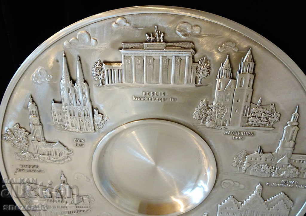 Earthenware plate, tray, panel, architecture, 500 g, 26 cm with price 39.00 BGN | € 19.94 Earthenware plate, tray, panel, architecture, 500 g, 26 cm with price 39.00 BGN | € 19.94