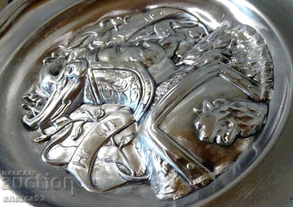 Auction Hagen von Tronje, tin panel. Auction Hagen von Tronje, tin panel.