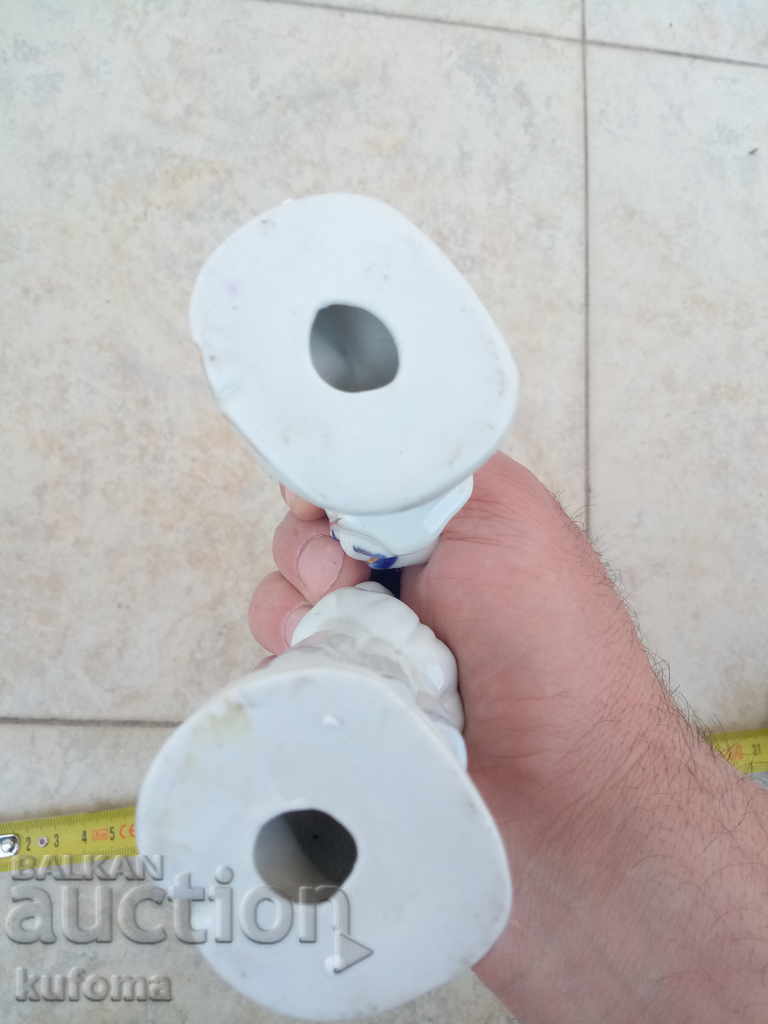 Delivery of Old porcelain figures Delivery of Old porcelain figures