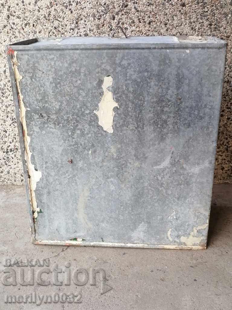 Auction Washbasin for sink, water tank, cistern Auction Washbasin for sink, water tank, cistern