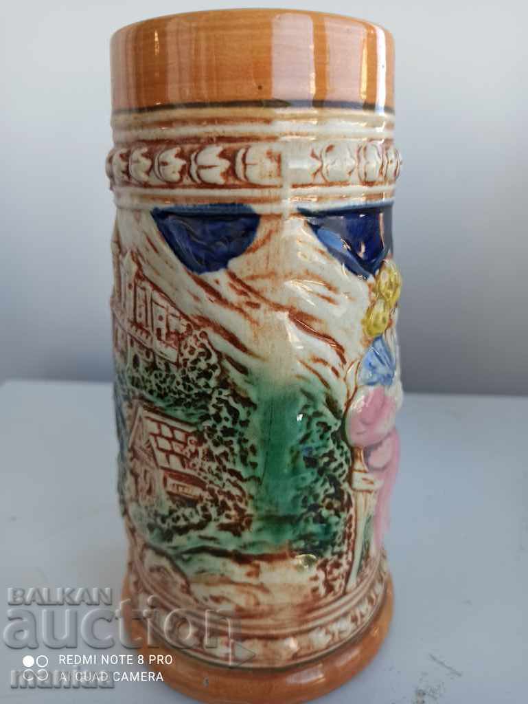 Auction Beautiful porcelain mug Auction Beautiful porcelain mug