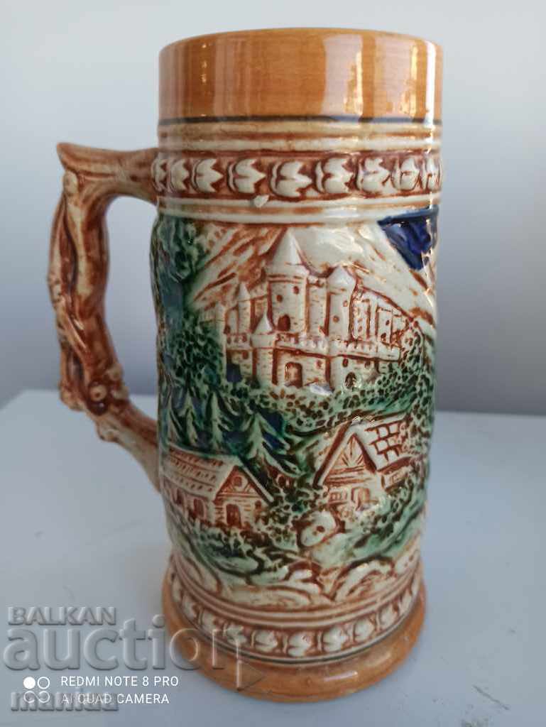 Delivery of Beautiful porcelain mug Delivery of Beautiful porcelain mug