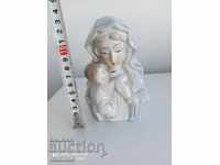 Figurină de porțelan