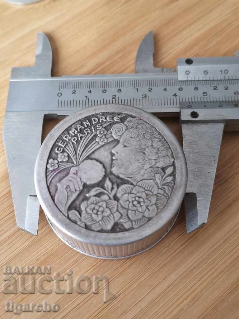 Auction Old Powder Auction Old Powder