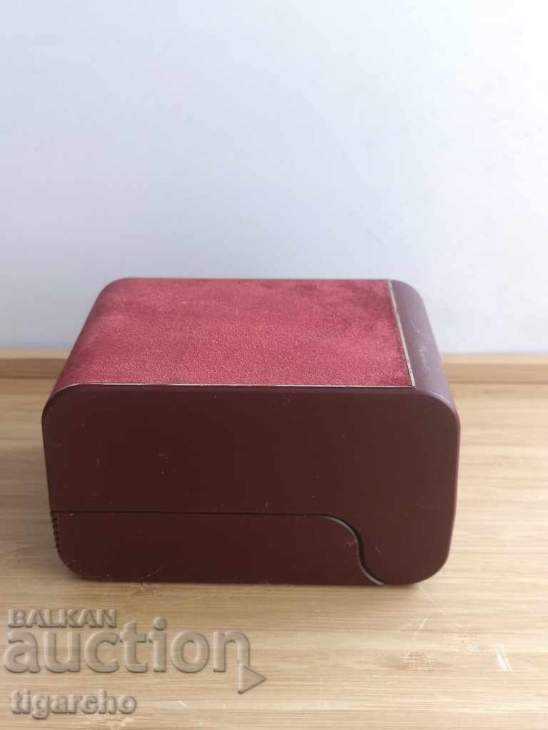 LUXOR watch case with price 45.00 BGN | € 23.01 LUXOR watch case with price 45.00 BGN | € 23.01