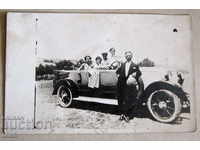 Παλιά ρετρό κάρτα φωτογραφιών στούντιο φωτογραφιών αυτοκινήτων