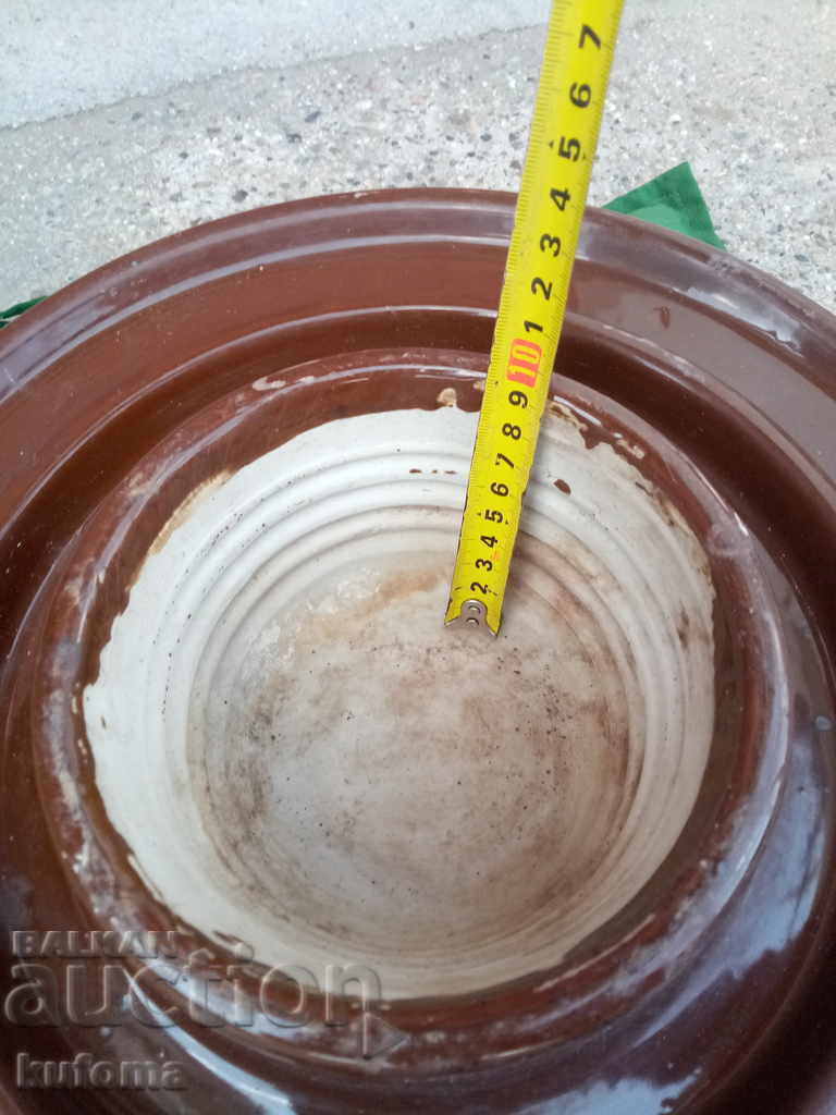 Delivery of Old porcelain electrical insulator Delivery of Old porcelain electrical insulator