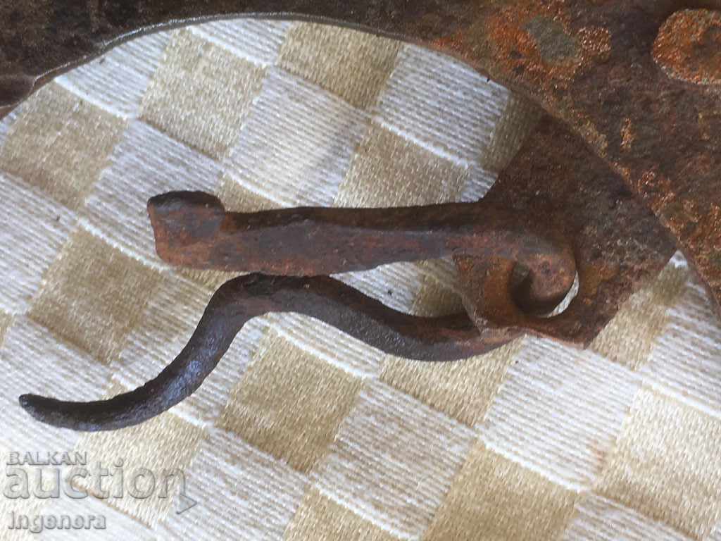 Delivery of KLUSA FORGED ANCIENT TRAP FOR SMALL ENEMIES Delivery of KLUSA FORGED ANCIENT TRAP FOR SMALL ENEMIES