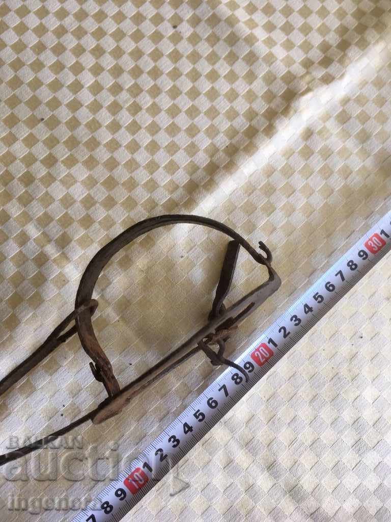 KLUSA FORGED ANCIENT TRAP FOR SMALL ENEMIES - 6 KLUSA FORGED ANCIENT TRAP FOR SMALL ENEMIES - 6