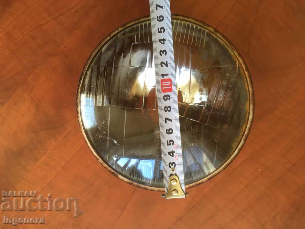 ФАР ОТ КАМИОН ЗИЛ ГАЗ ИЛИ ДРУГ с цена 8.00 лв. | € 4.09 ФАР ОТ КАМИОН ЗИЛ ГАЗ ИЛИ ДРУГ с цена 8.00 лв. | € 4.09