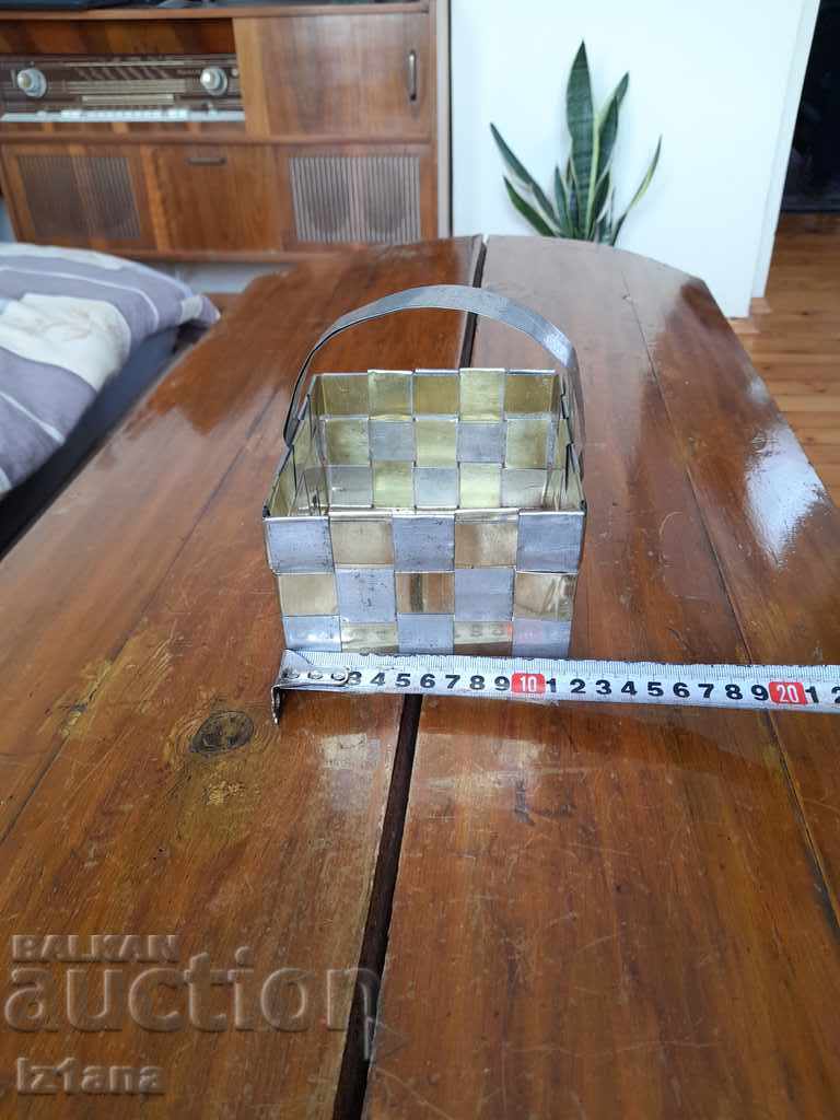 Auction Old metal basket Auction Old metal basket