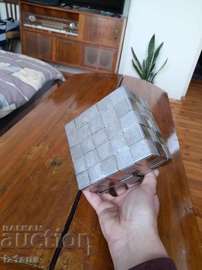 Old metal basket - 6 Old metal basket - 6