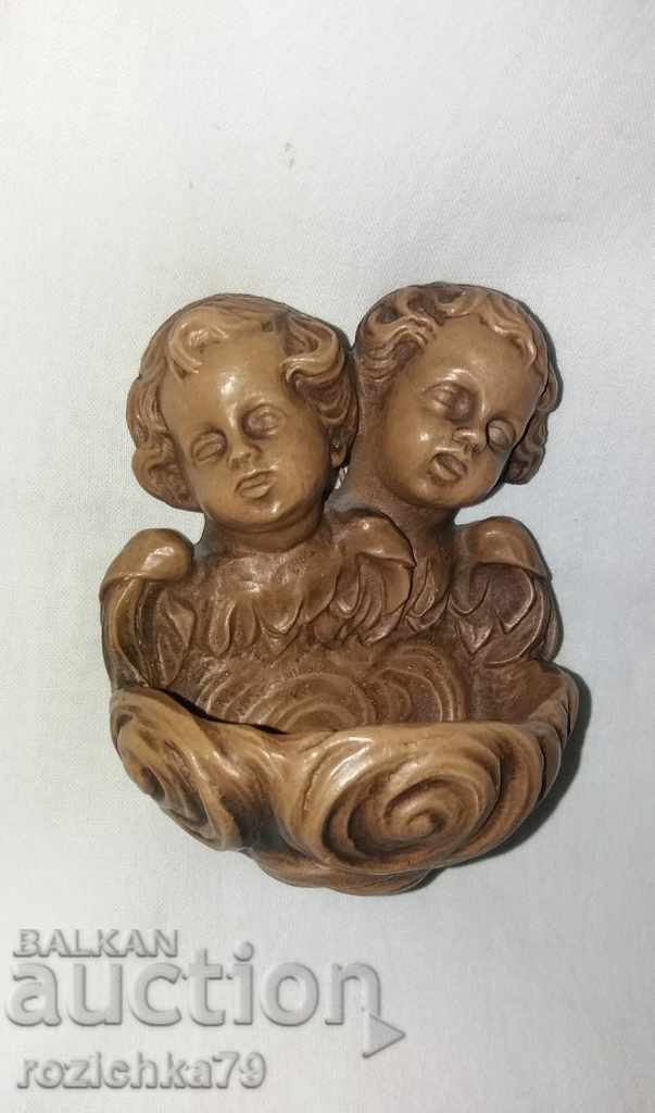 Figurina de perete din plastic cu preț 15.00 BGN | € 7.67 Figurina de perete din plastic cu preț 15.00 BGN | € 7.67