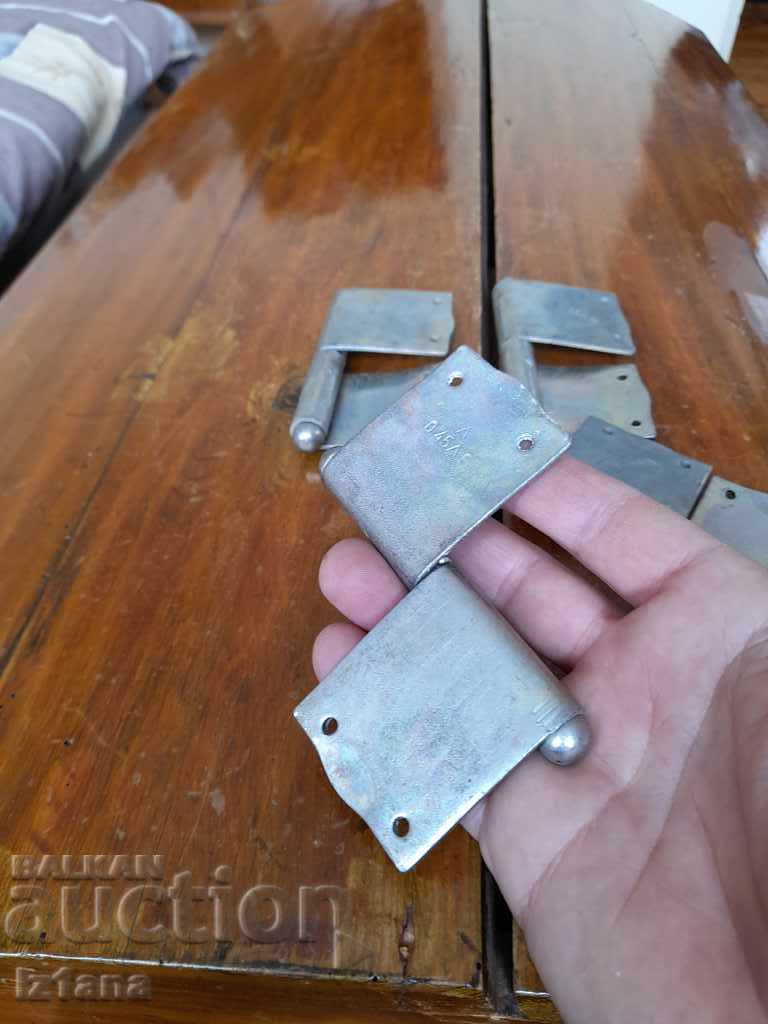 Delivery of Old hinges Delivery of Old hinges