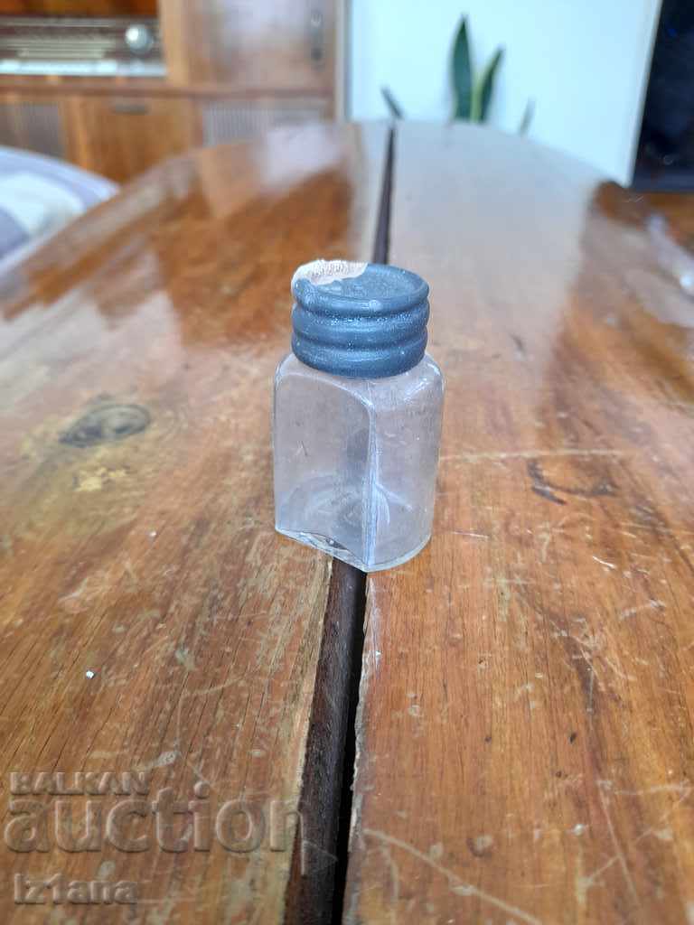 Old Dental Bottle De Treys Solila with price 20.00 BGN | € 10.23 Old Dental Bottle De Treys Solila with price 20.00 BGN | € 10.23