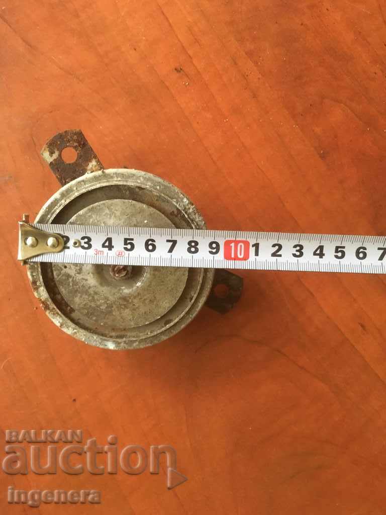 TRUMPET WHISTLE TRUCK RETRO with price 6.00 BGN | € 3.07 TRUMPET WHISTLE TRUCK RETRO with price 6.00 BGN | € 3.07