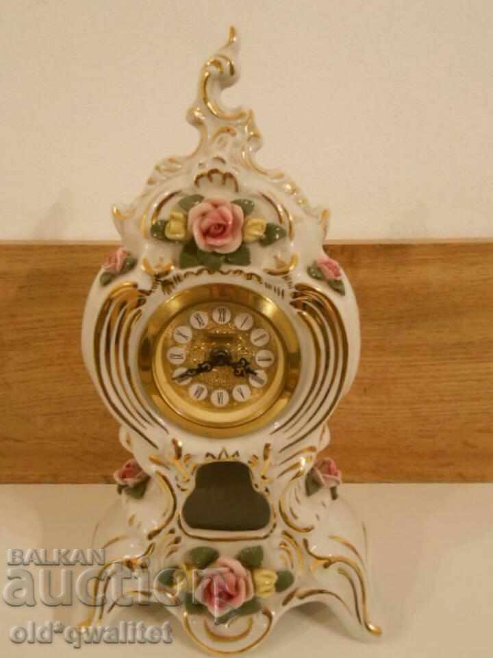 Ceas decorativ, porțelan DECORARE, MECANICĂ Germania