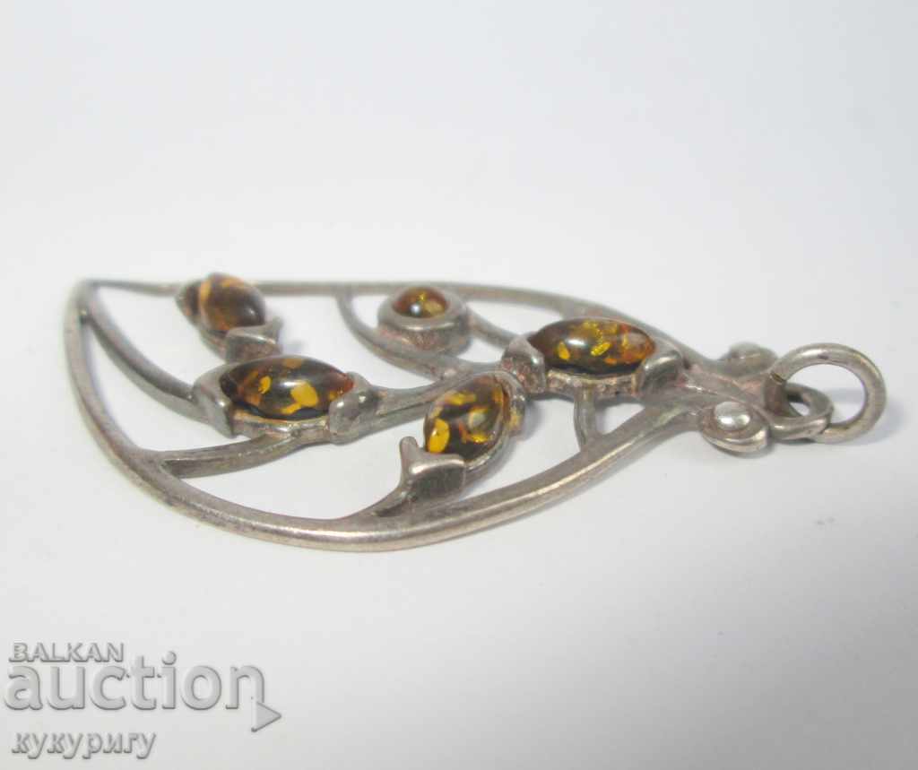 Livrarea Pandantiv de argint pentru femei vechi, pandantiv, chihlimbar verde Livrarea Pandantiv de argint pentru femei vechi, pandantiv, chihlimbar verde