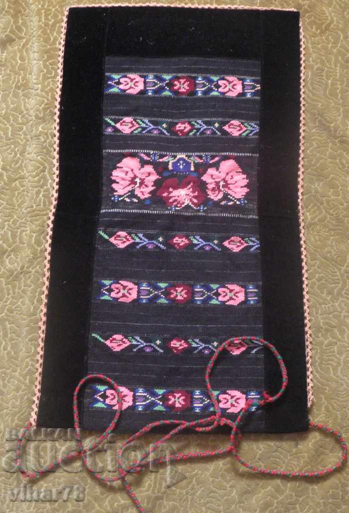 Auction Cheesecloth apron Auction Cheesecloth apron