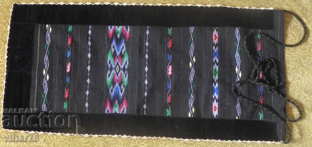 Șorț șezlong cu preț € 59.99 | 117.33 BGN