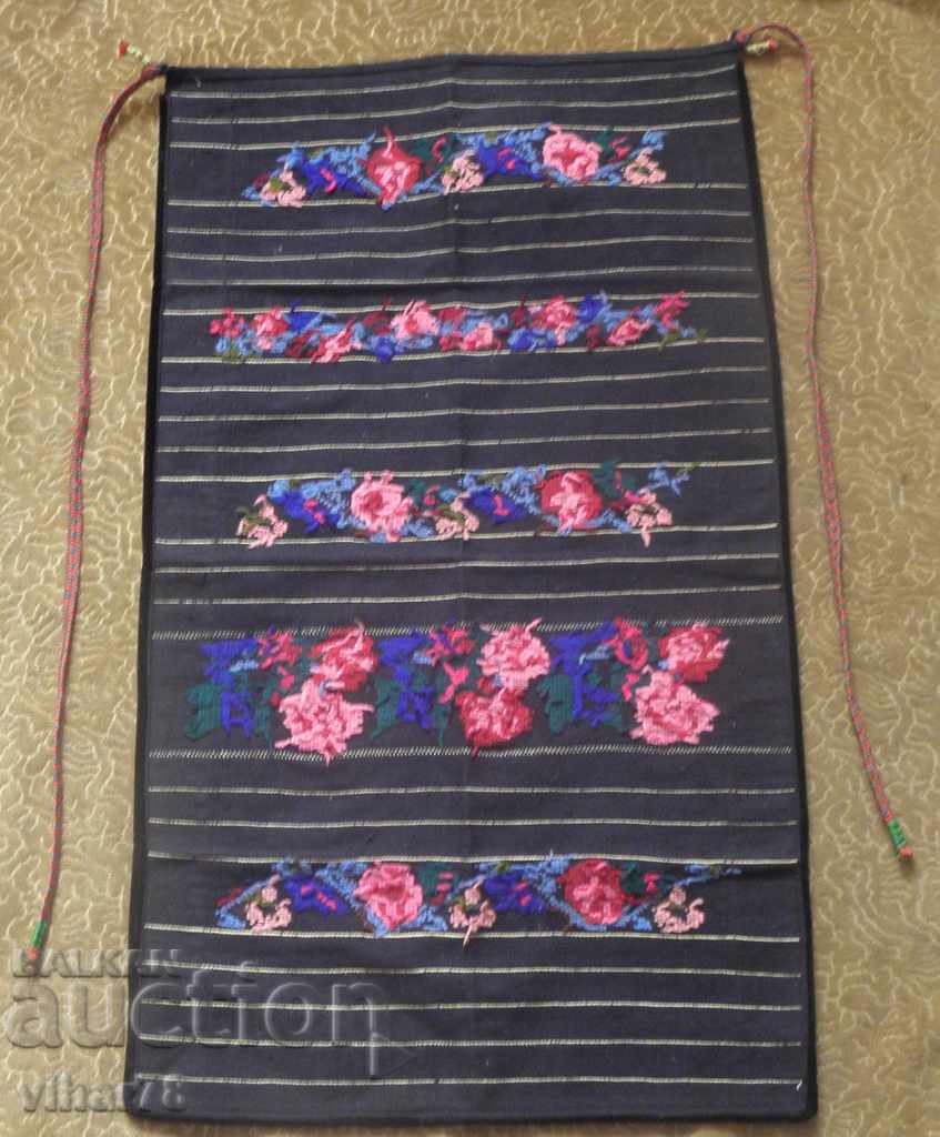 Delivery of Cheesecloth apron