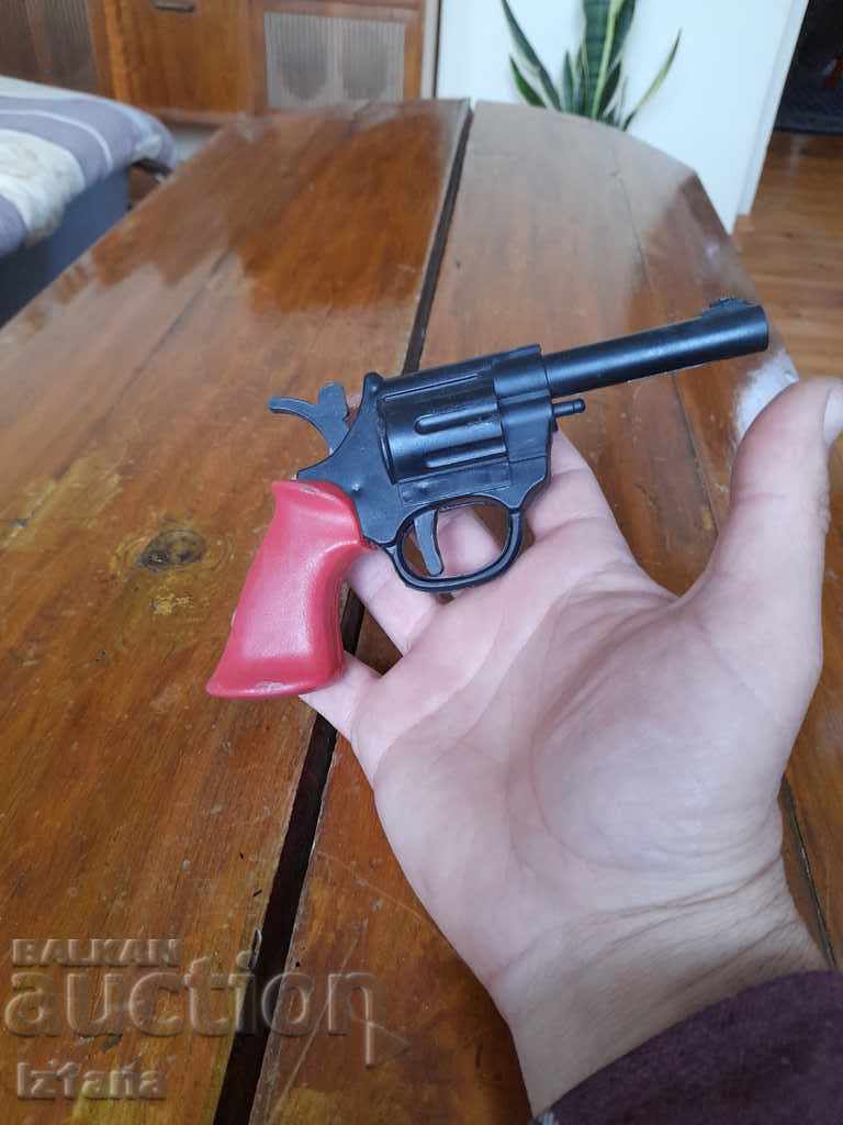 Delivery of Old Kid's Gun Delivery of Old Kid's Gun