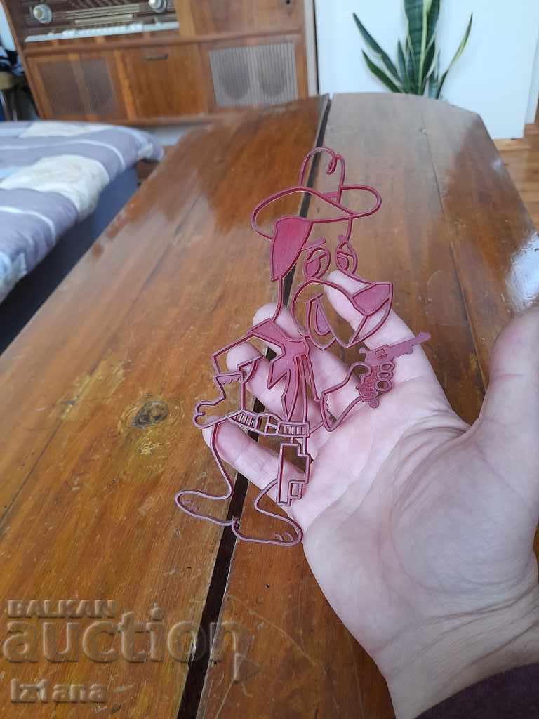 Delivery of An old dog figure Delivery of An old dog figure