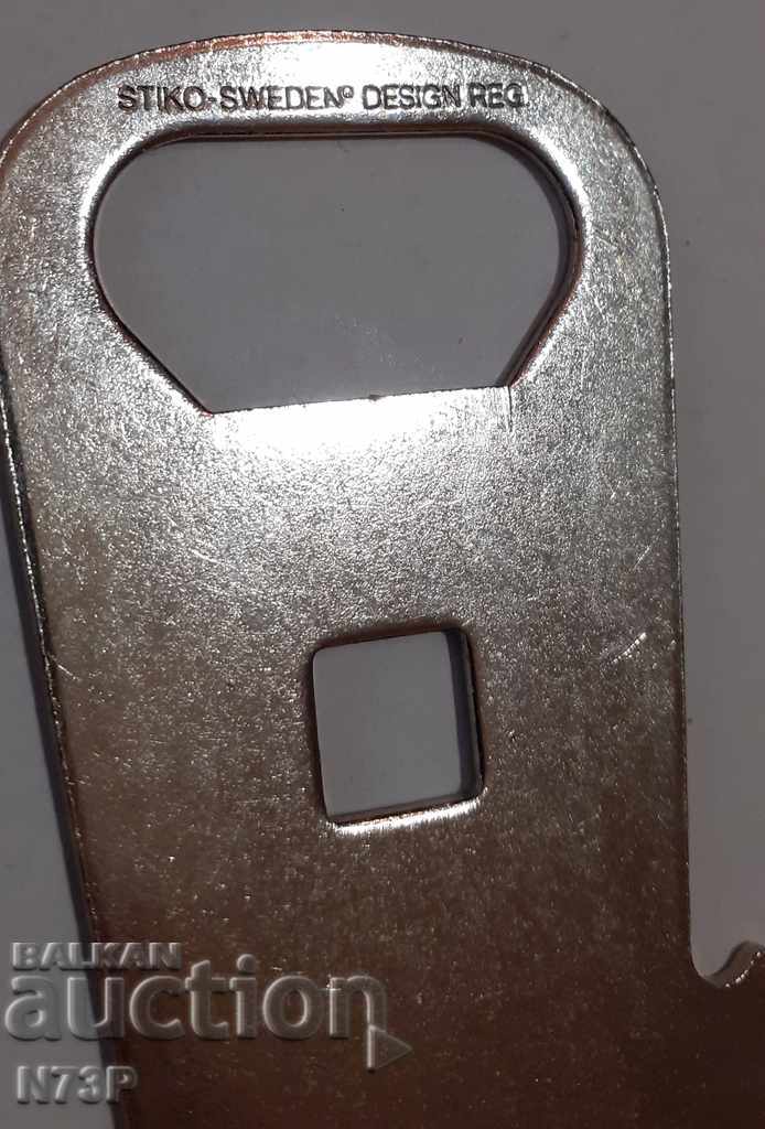 Delivery of ADVERTISING AND COMBINED OPENER. MADE IN SWEDEN. Delivery of ADVERTISING AND COMBINED OPENER. MADE IN SWEDEN.