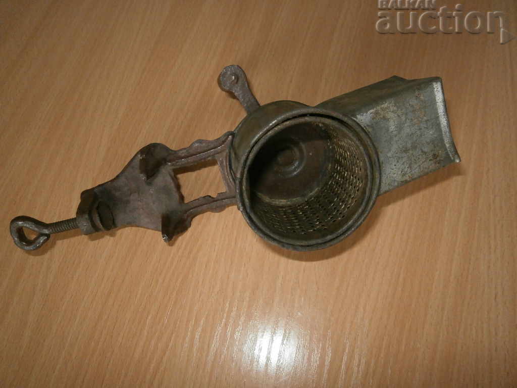 retro cast iron mill grinder for walnuts vintage - 5 retro cast iron mill grinder for walnuts vintage - 5
