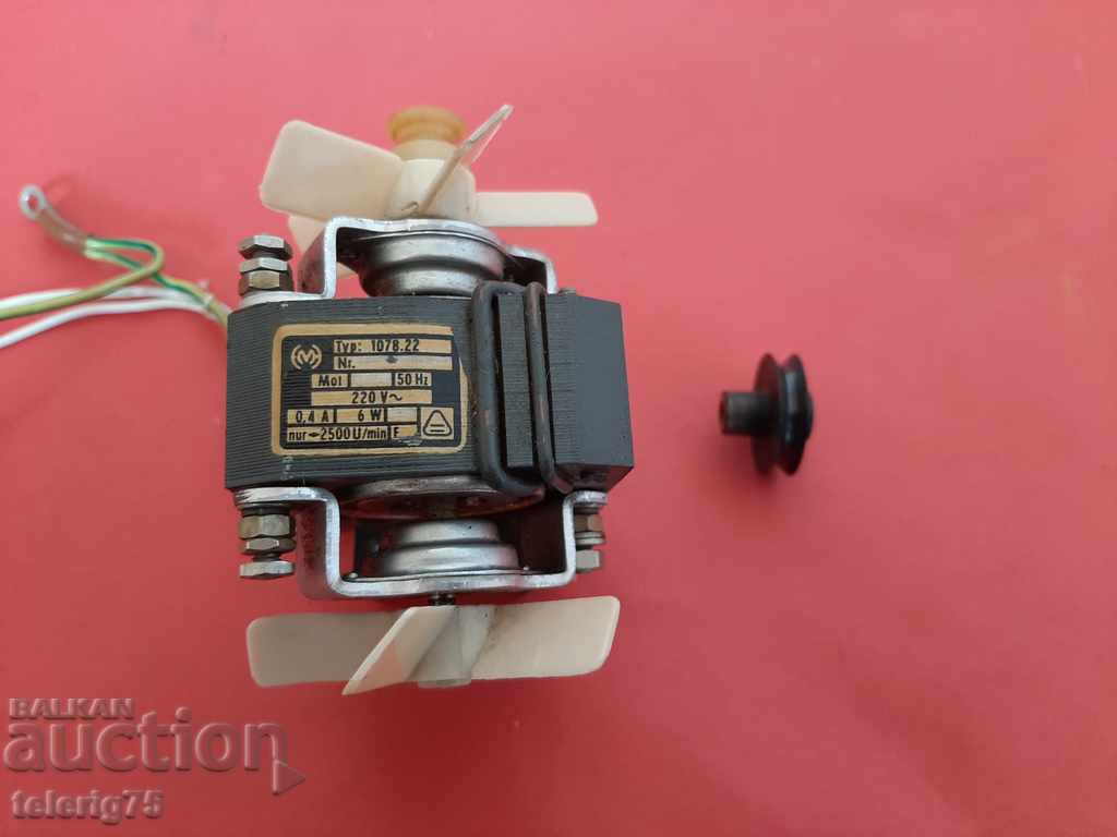 Licitație Mini micro motor Motor-220V, 6W, 0.4A, 2500 rpm Licitație Mini micro motor Motor-220V, 6W, 0.4A, 2500 rpm